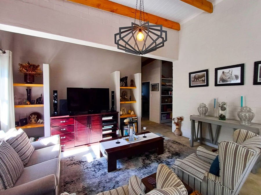 3 Bedroom Property for Sale in Palmiet Western Cape